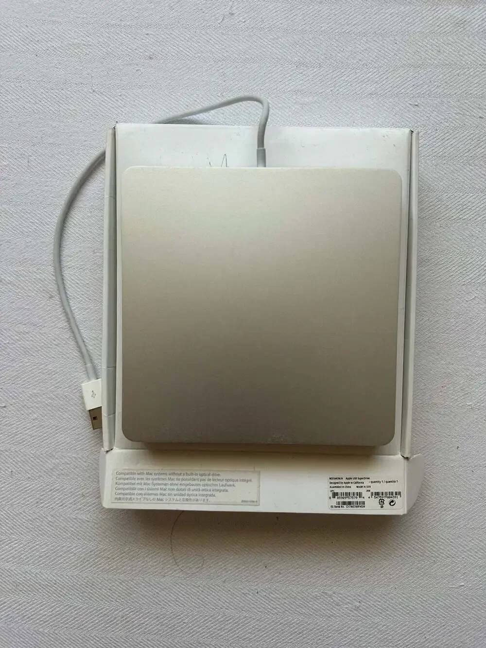 Apple USB SuperDrive External CD/DVD Drive Model A1379